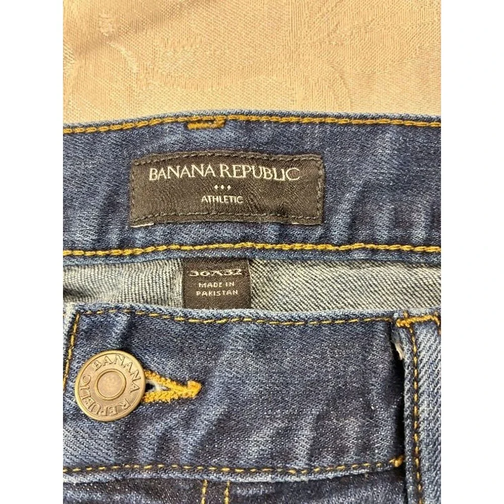 Banana Republic Men’s Athletic Fit Jeans - 35x28 (Tag 36x32) Sku11-AA